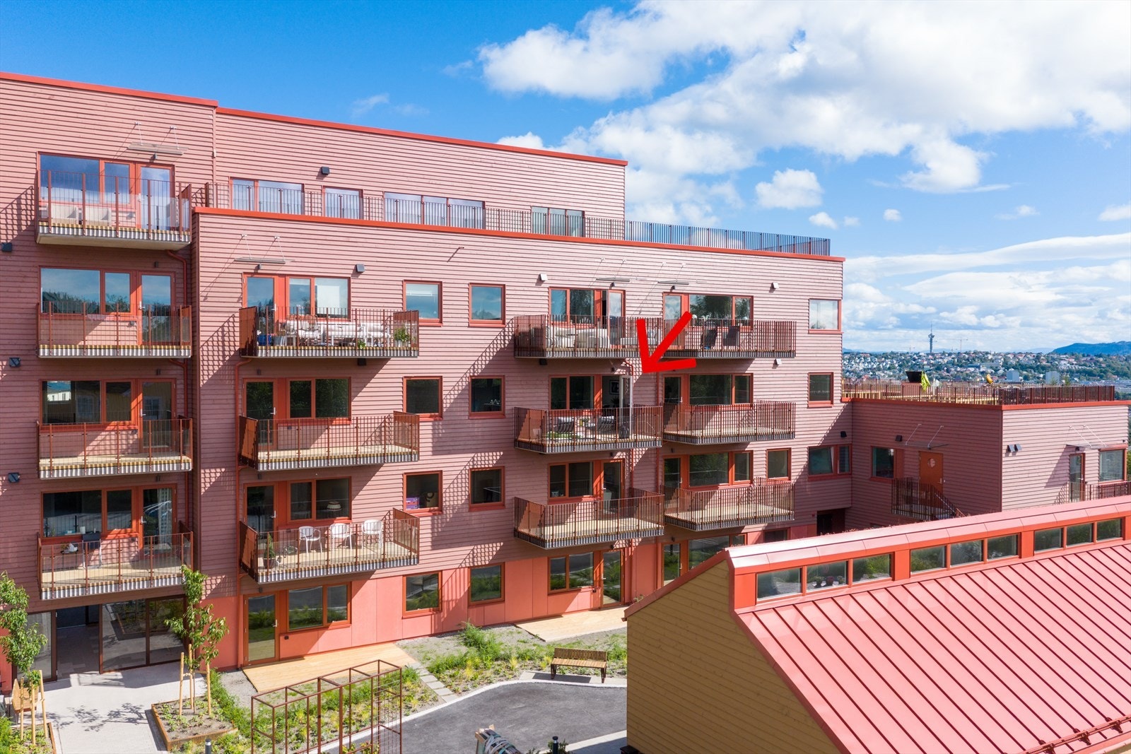 I kjelleren medfølger det en bod for ekstra plass til oppbevaring. Galleribilde