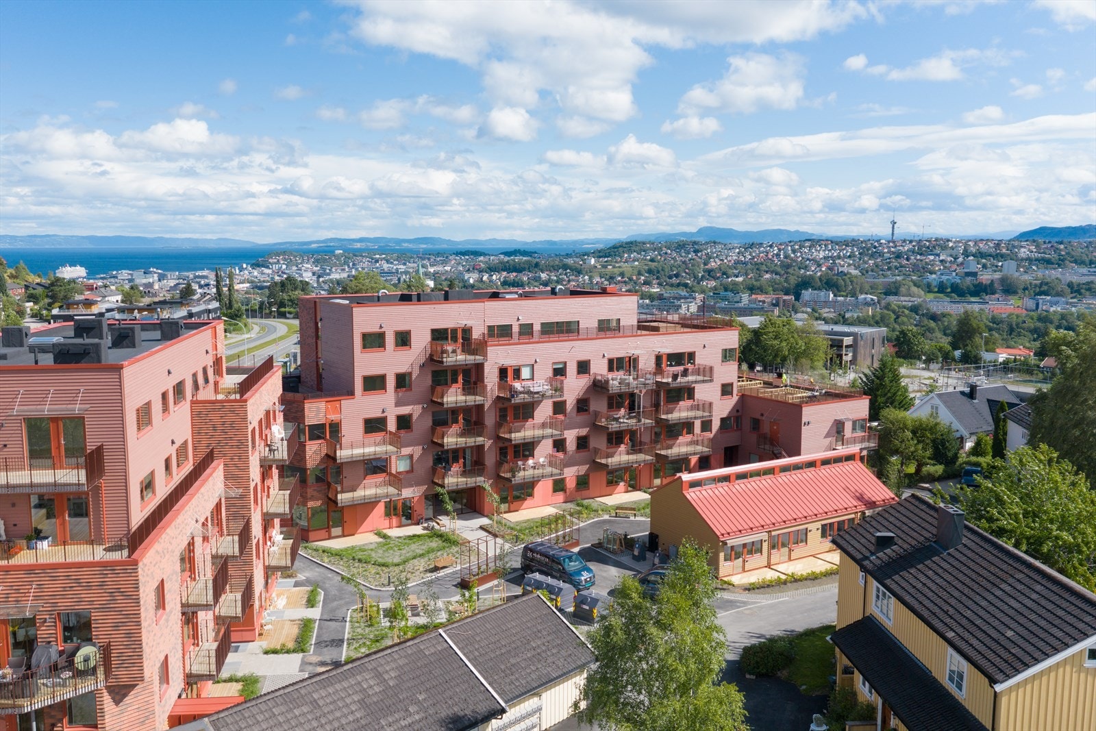 Velkommen til en trivelig visning! Ta gjerne kontakt med megler på 482 76 979 ved eventuelle spørsmål! Galleribilde