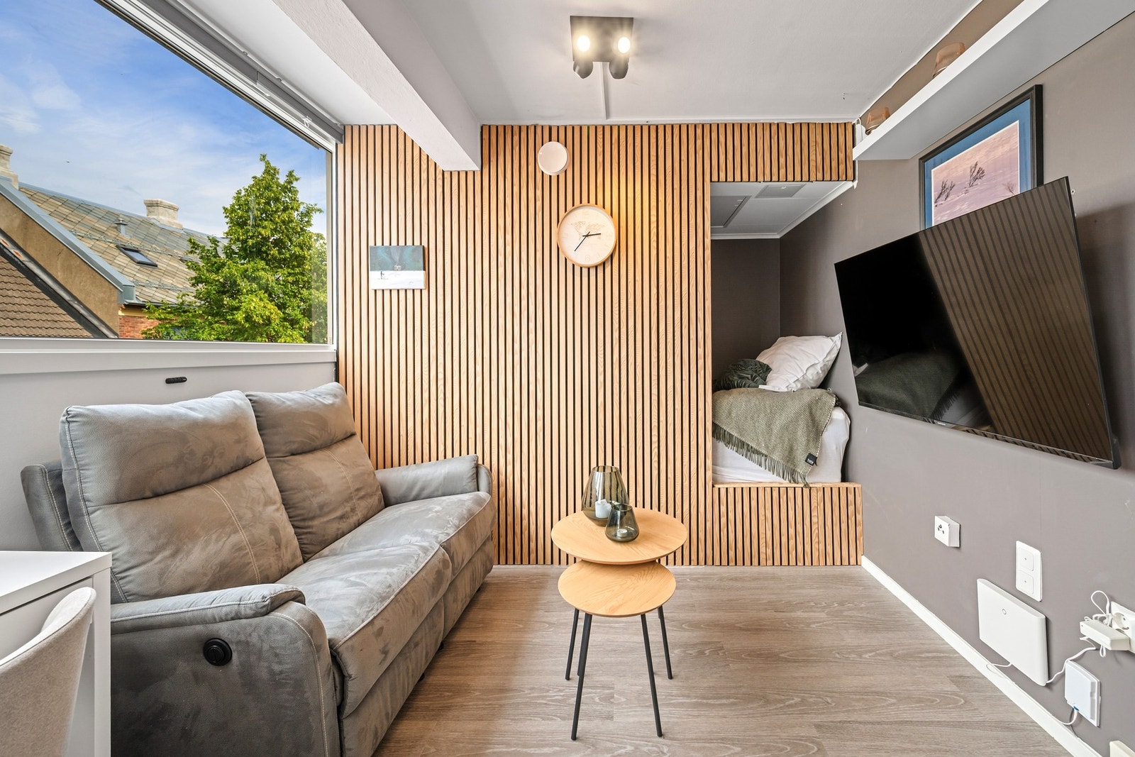 EiendomsMegler 1 v/Martin Nordmo har gleden av å presentere en flott andelsleilighet i Frostaveien 11 A på Buran. Galleribilde