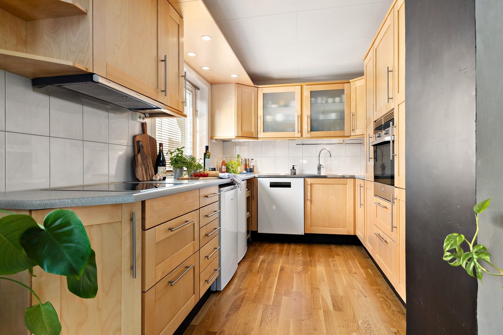 Kjøkkenet har en klassisk og tidløs innredning. Galleribilde