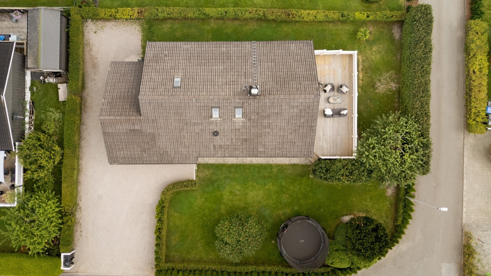 Flyfoto av eiendommen. Galleribilde