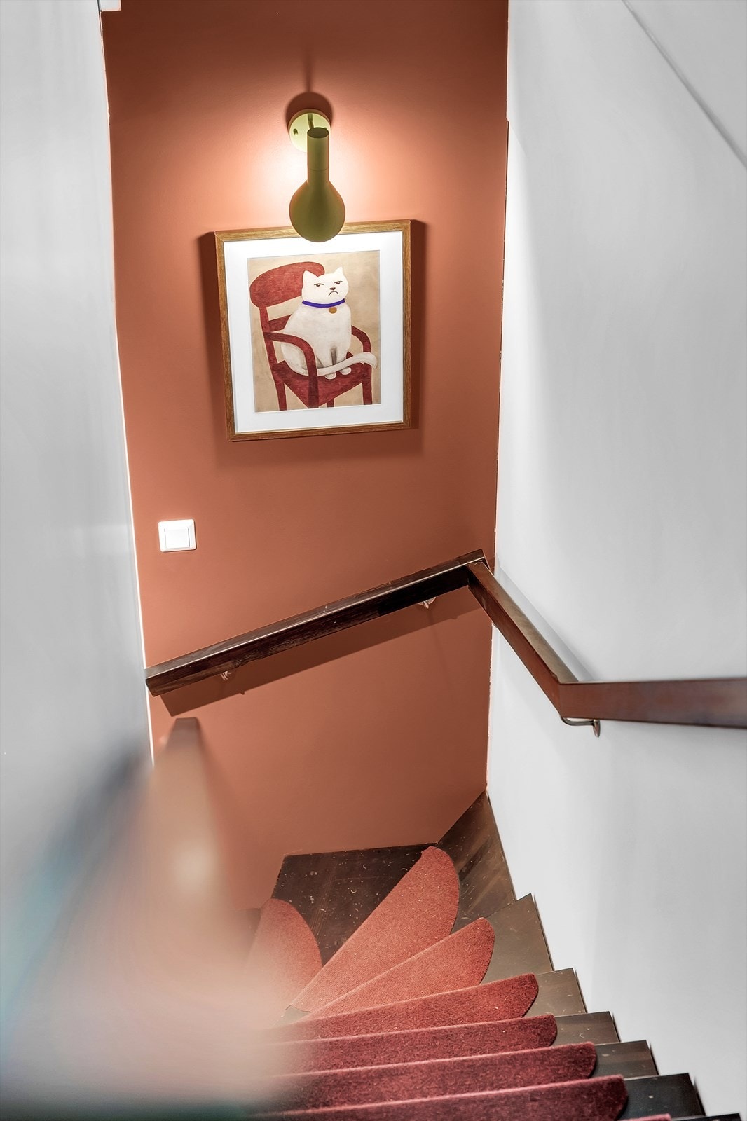 Vi går ned i underetasjen. Galleribilde