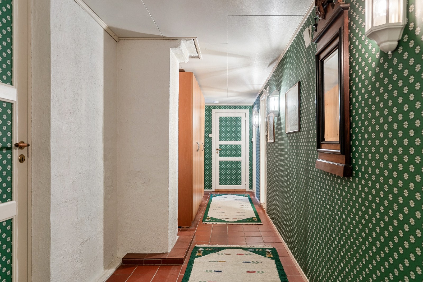 Gang i kjelleren Galleribilde