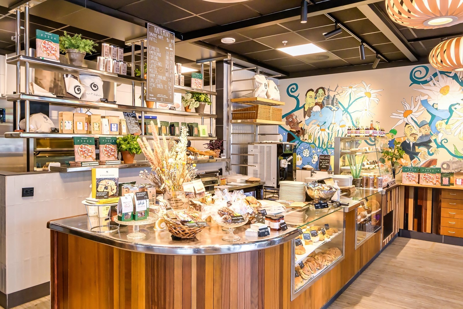 Ta turen til koselige Åpent Bakeri som ligger i samme bygg! Galleribilde