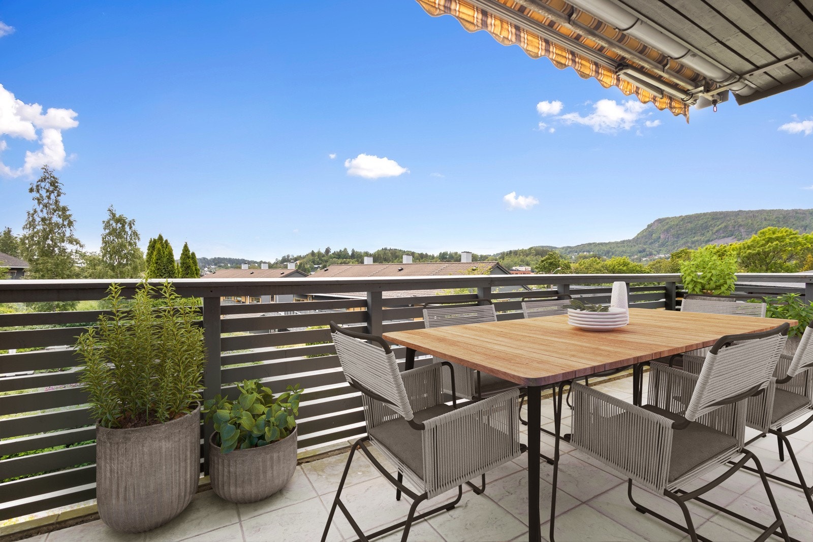 Velkommen til visning i Vestre Nes 1B Galleribilde