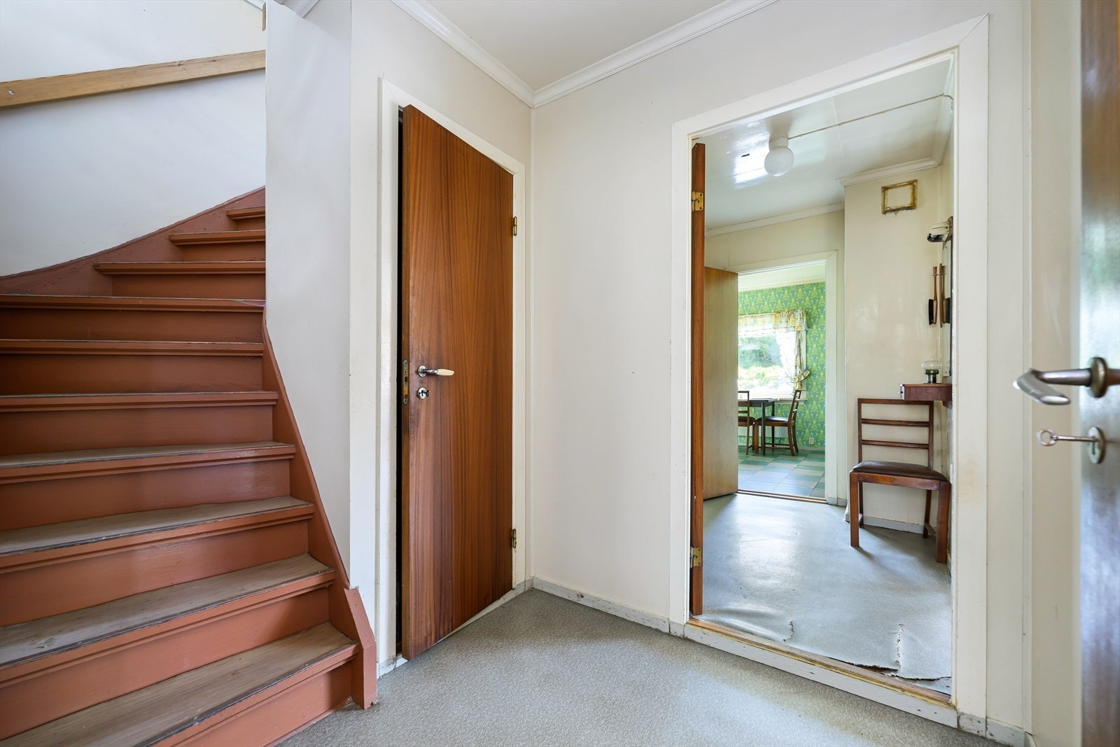 Det må påregnes renovering av bolig, men her er stort potensiale. Galleribilde