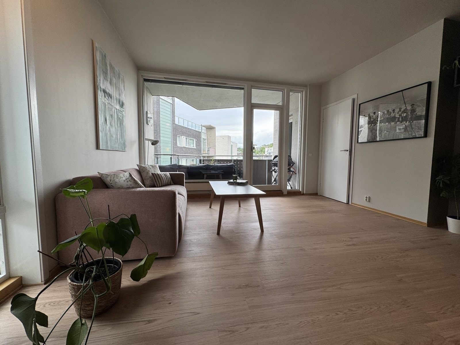 Sett billedbeskrivelse Galleribilde