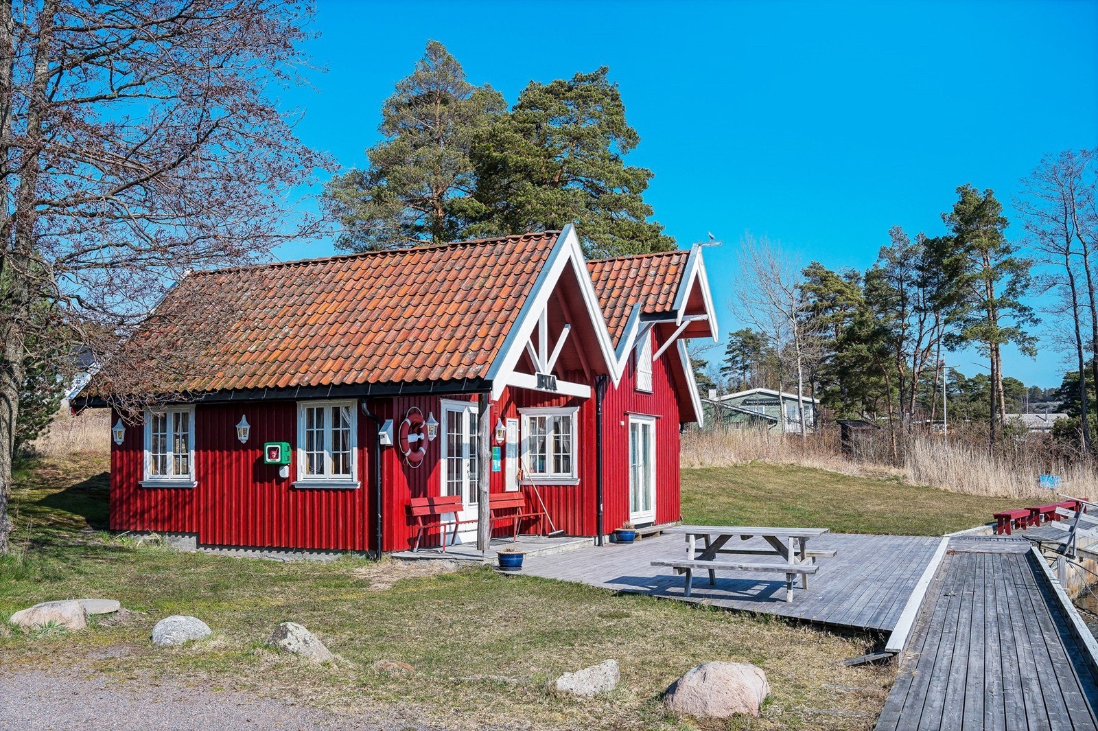 Holtane vel-og båtforening ligger like bortenfor hytta Galleribilde
