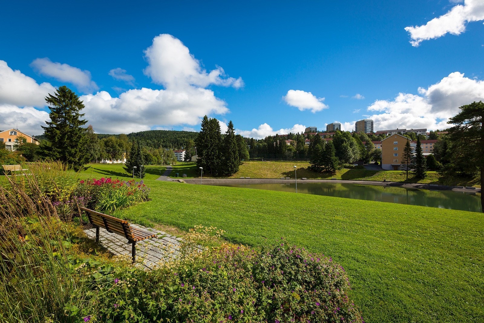 Badedammen på Tonsenhagen Galleribilde