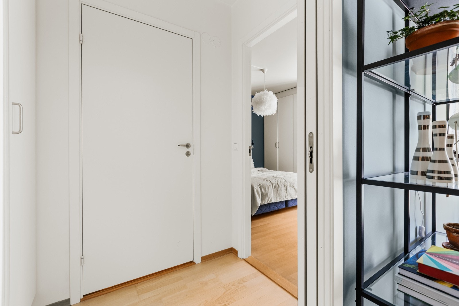 Badet ligger praktisk til i nærheten av soverommet Galleribilde