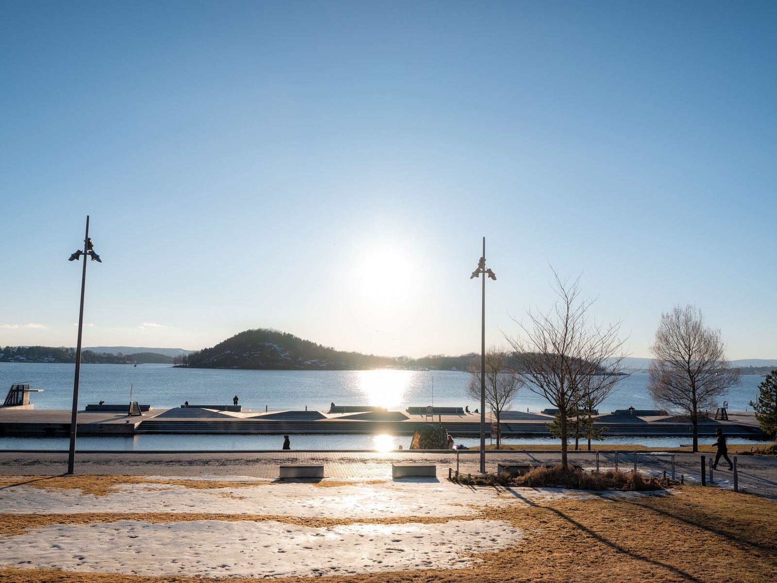 Sørenga sjøbad og Operastranda ligger en kort sykkeltur fra leiligheten Galleribilde