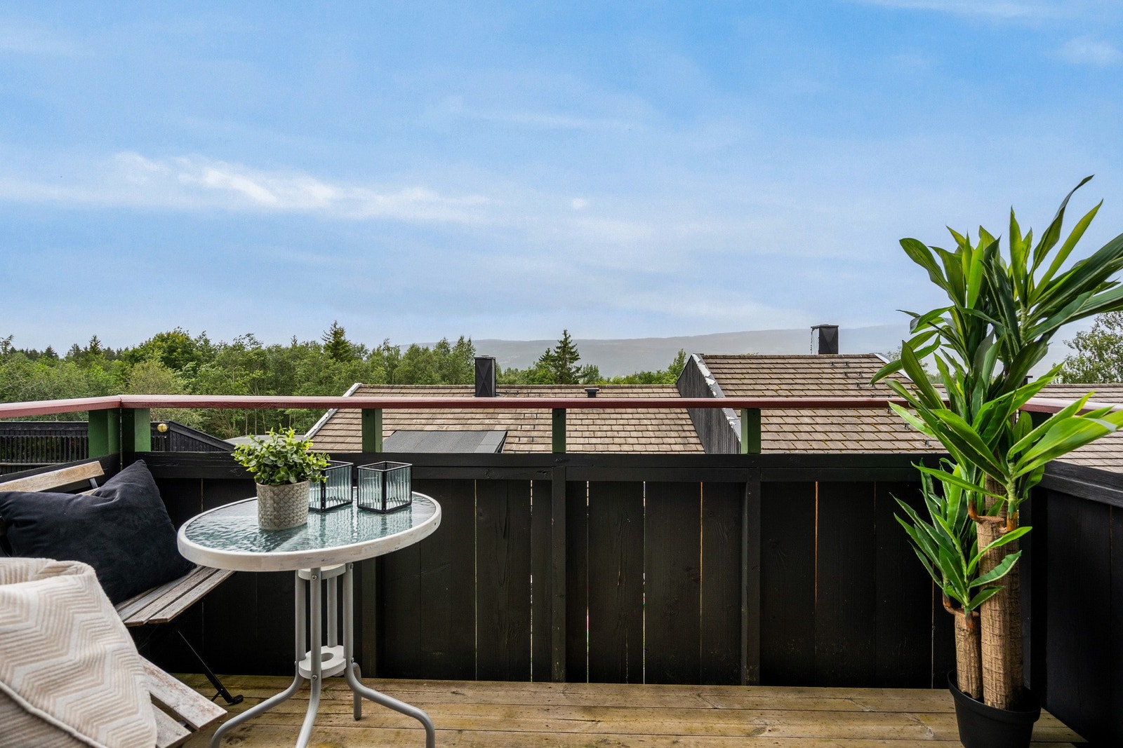 Vestvendt beliggende leilighet med flott solgang sommerstid. Galleribilde