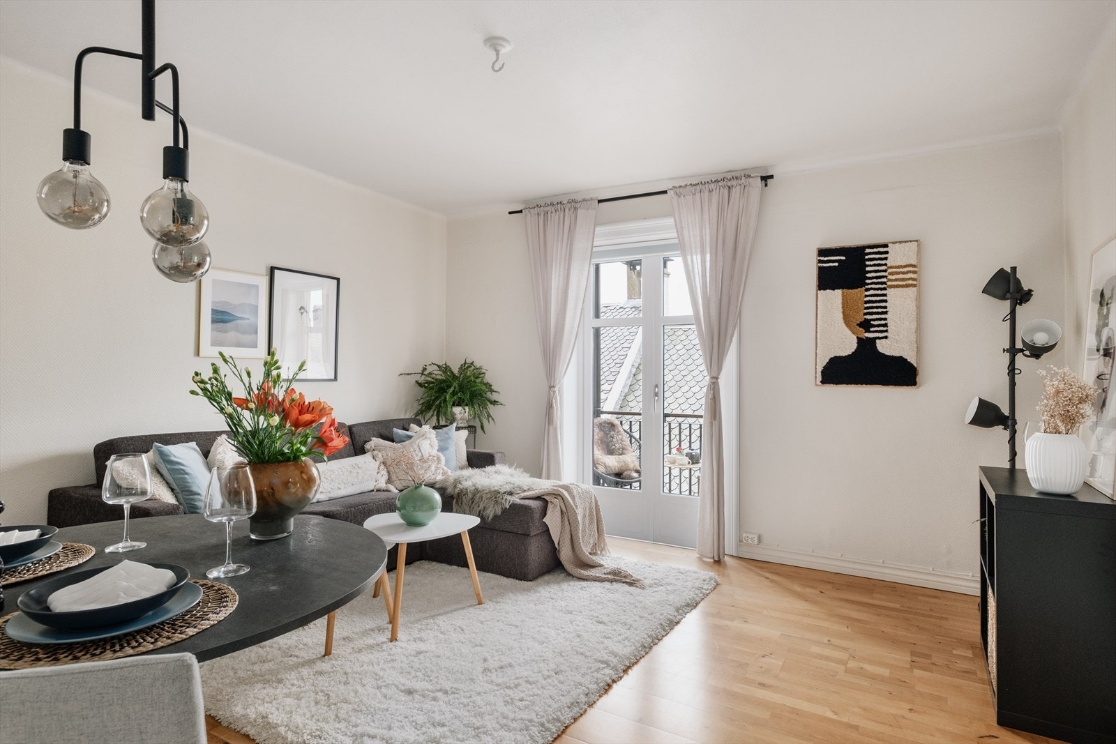 Sandviken | Lys og sentral 2-roms leilighet | Balkong m/fine solforhold | Kort vei til Bergen Sentrum Galleribilde