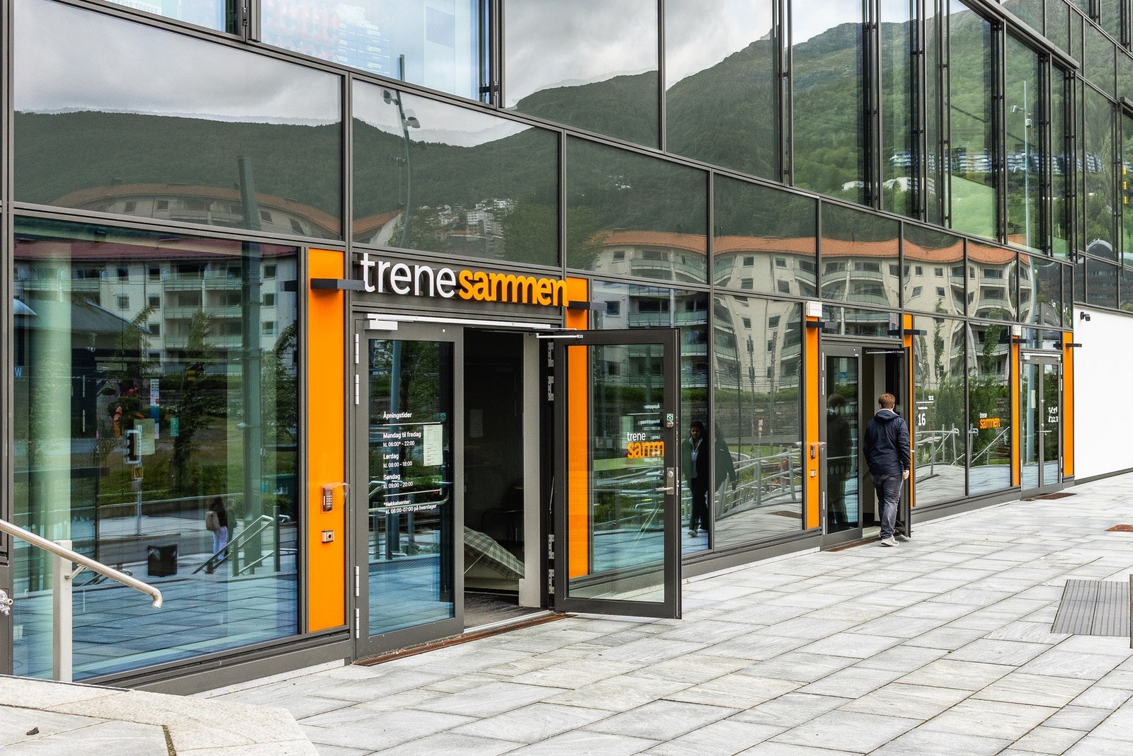 Tren sammen kronstad Galleribilde