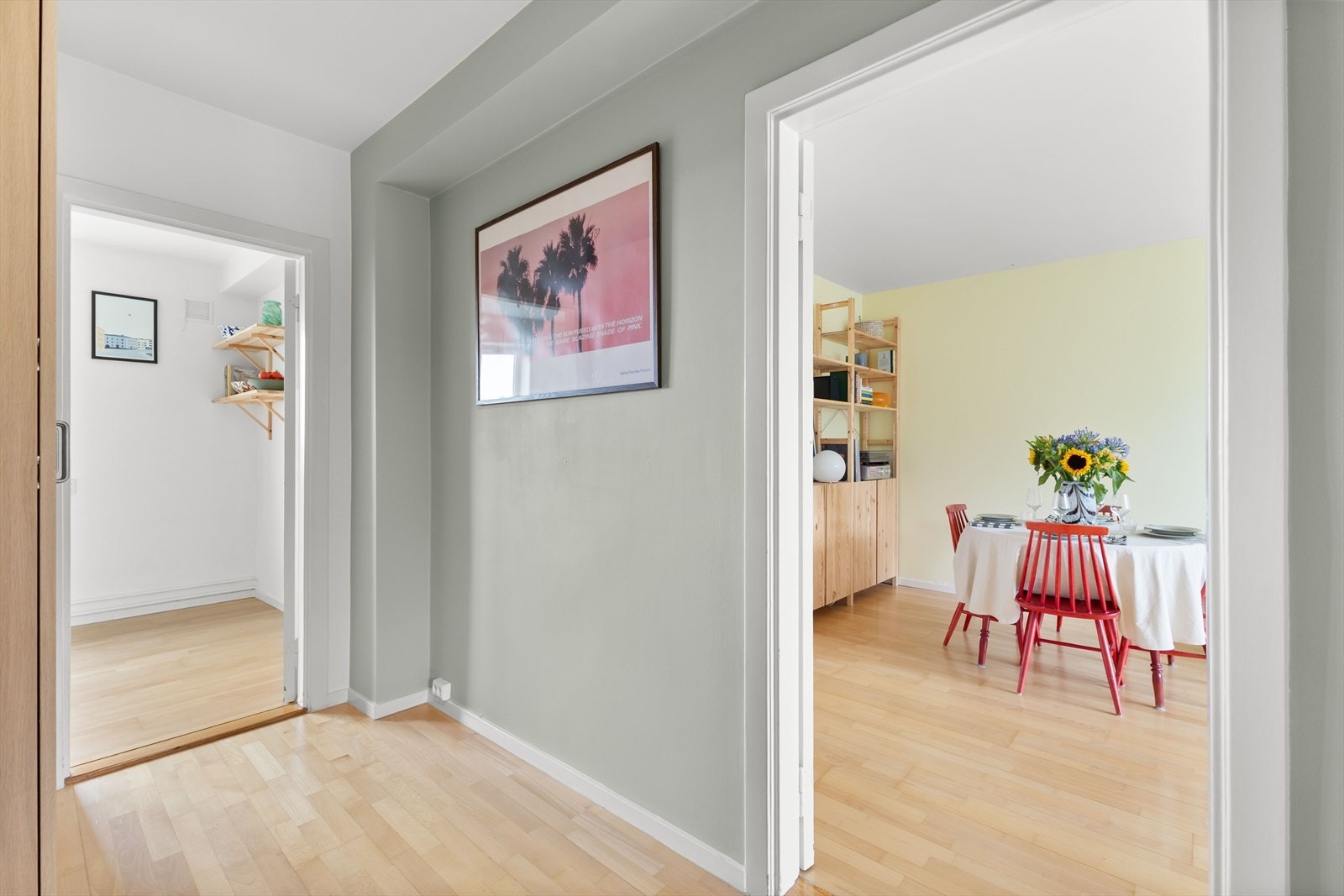 - Videre beveger vi oss til kjøkkenet - Galleribilde