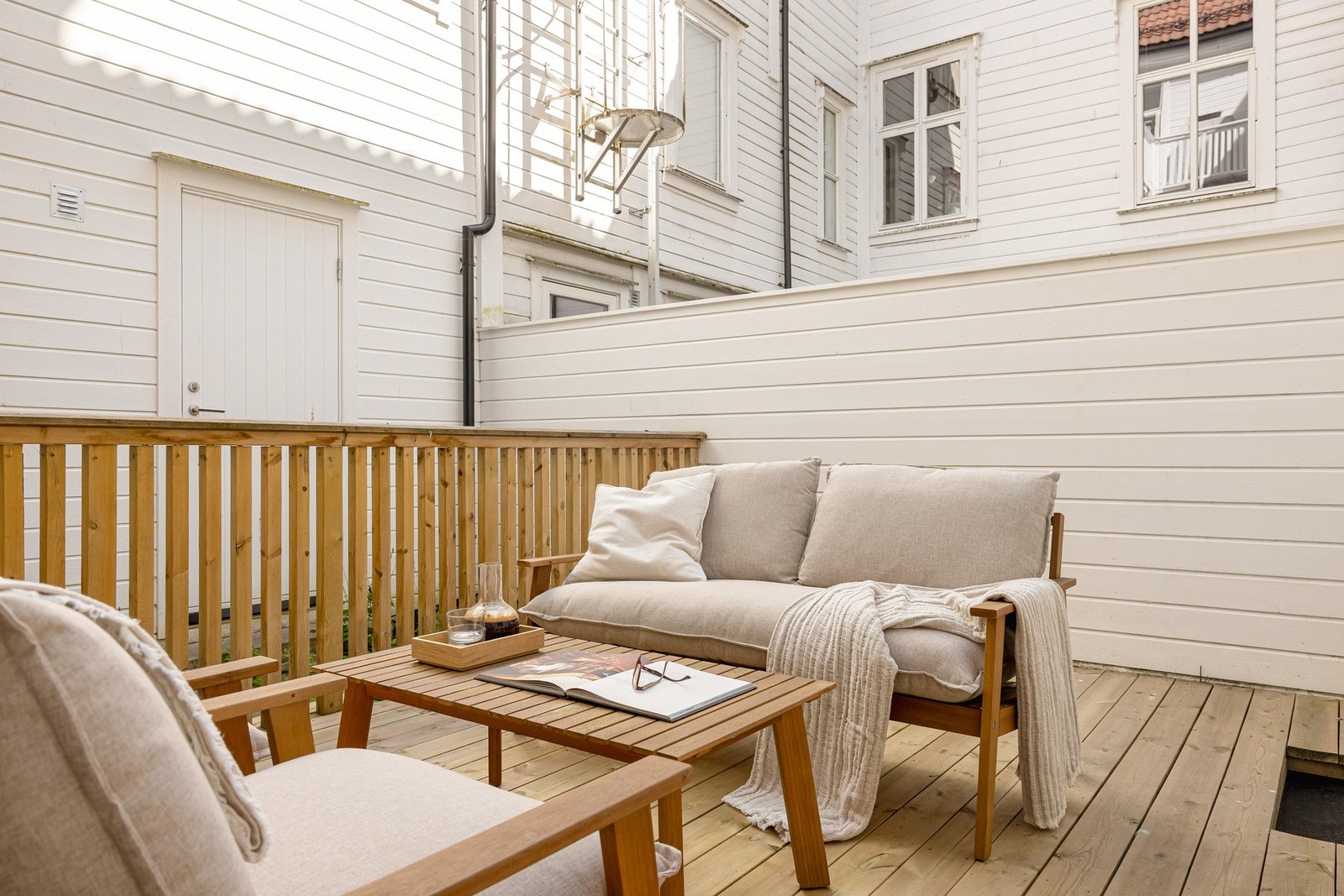 Her er det god plass til å møblere med sittegruppe. Galleribilde