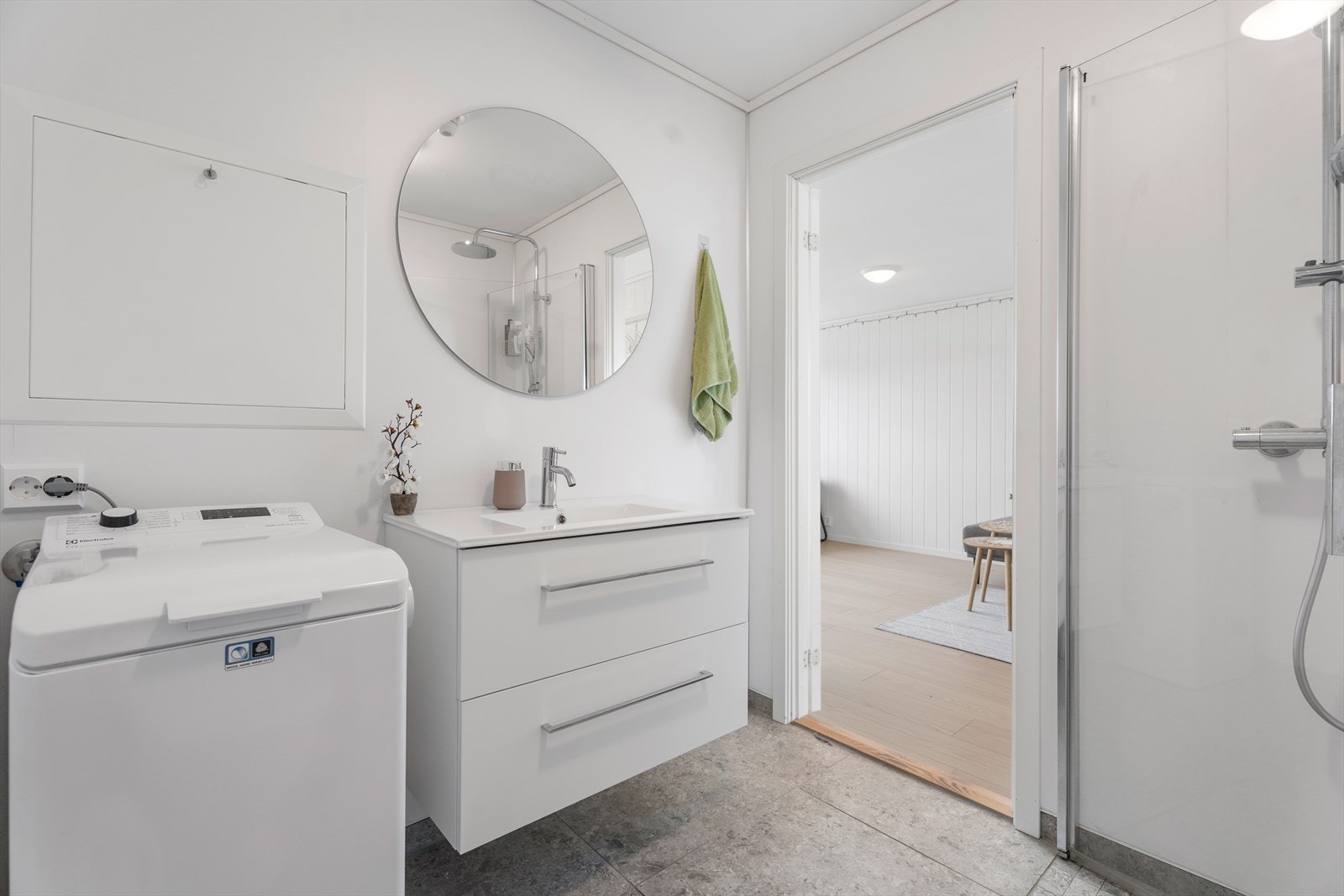 Pent flislagt bad fra 2025 på 4m². Galleribilde