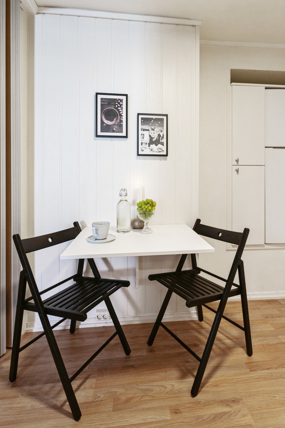 Det passer utmerket å innrede med en mindre spisegruppe ved kjøkkenet. Galleribilde