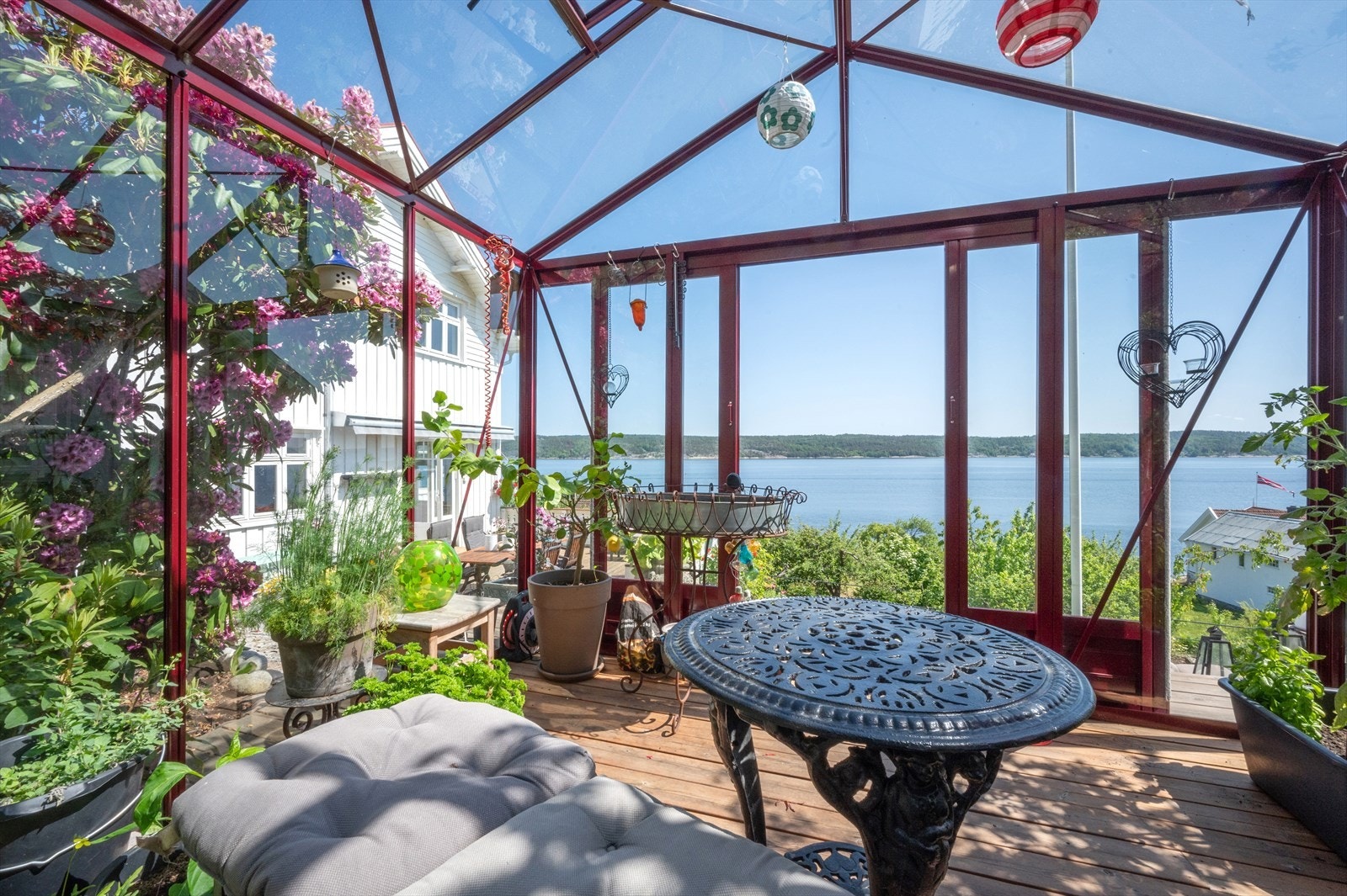 Hyggelig drivhus på eiendommen Galleribilde