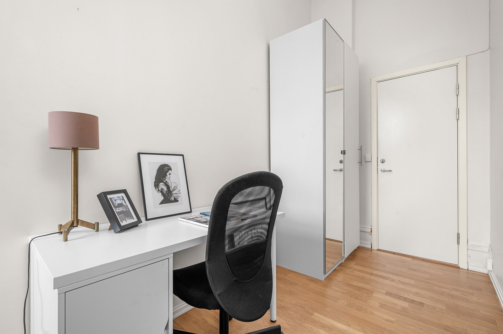 Sameiet utførte i 2017 utbedring av fasade hvor blant annet vinduer ble utskiftet. Galleribilde