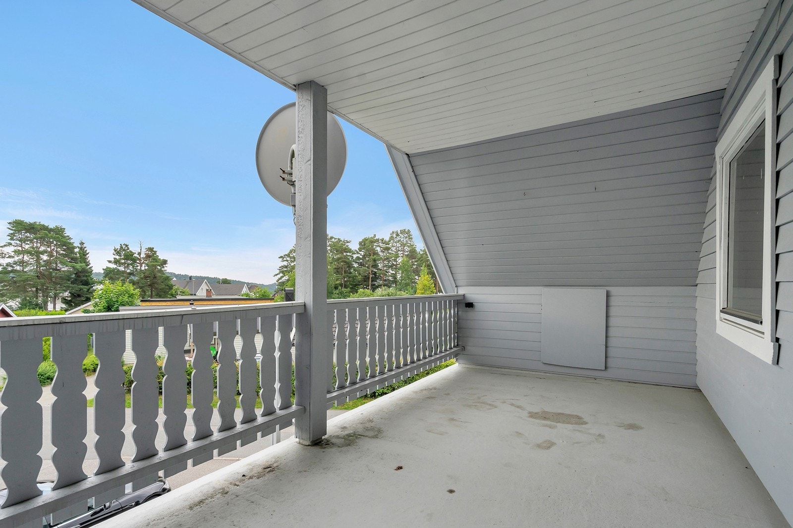 Overbygd balkong med utgang fra soverommet. Galleribilde