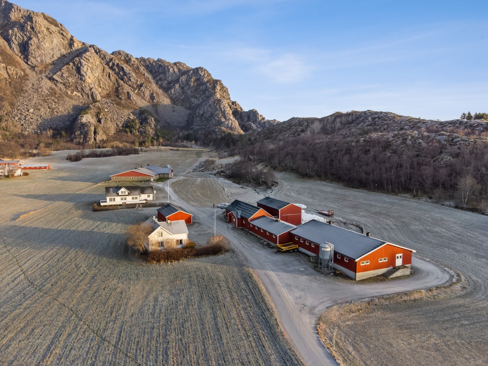 Velkommen til Eidem gård på Vega Galleribilde