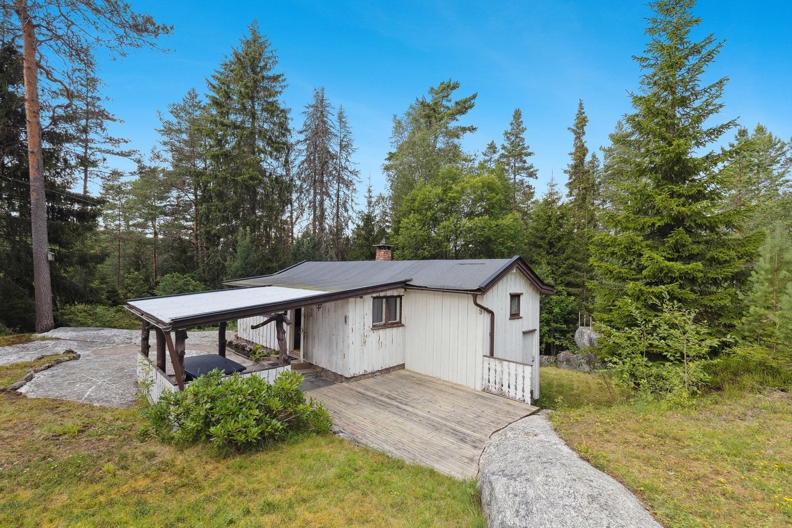 Platting på ca. 13 kvm som er vendt mot sydøst. Her kan solen virkelig nytes! Galleribilde