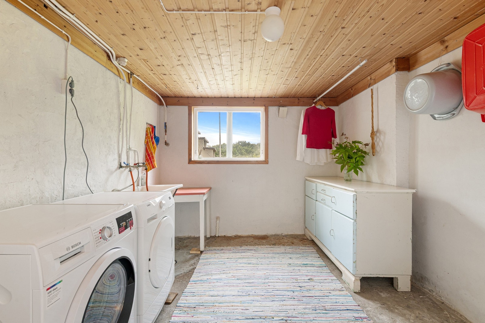 Vaskerom Galleribilde