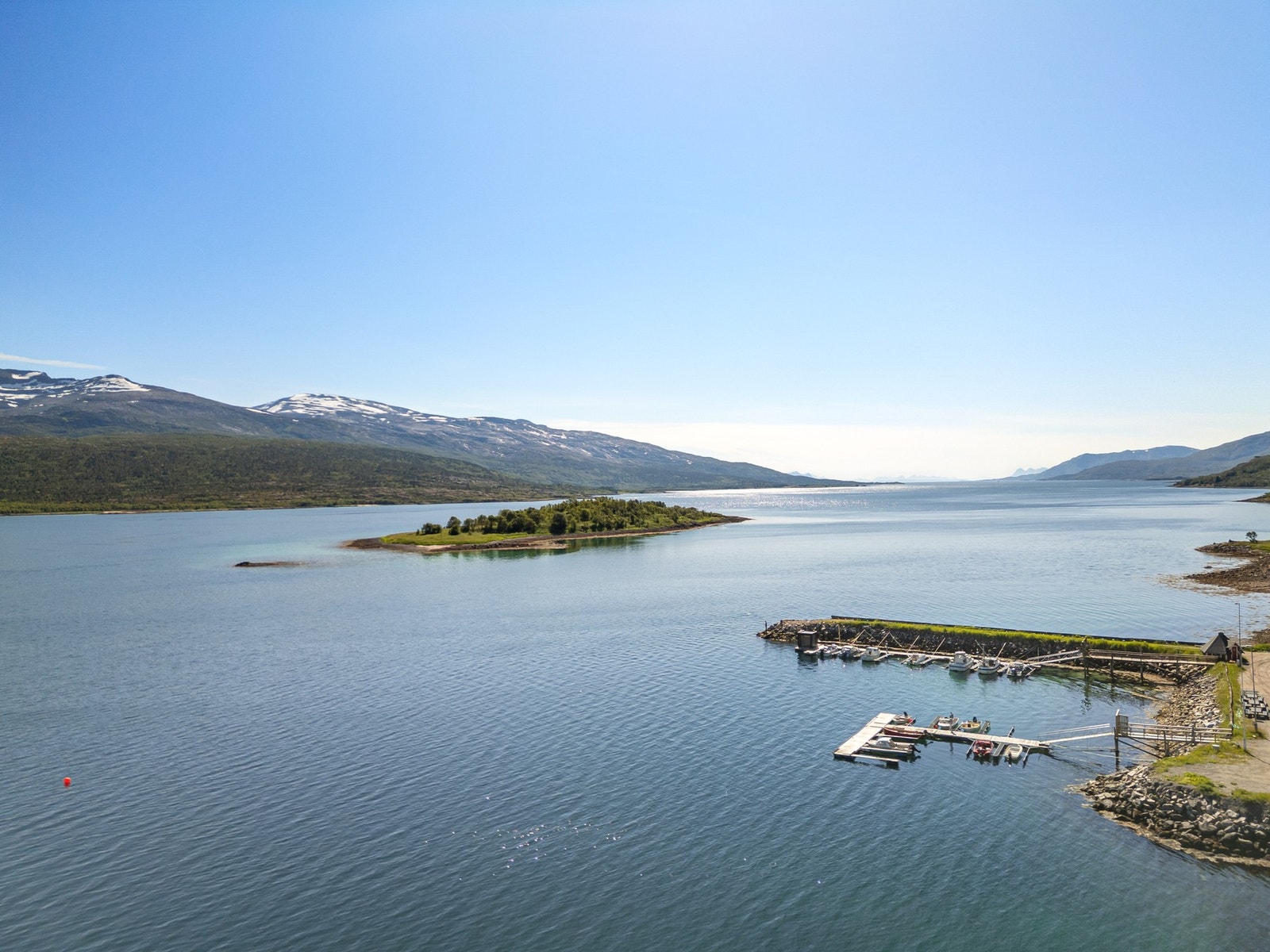 Båthavn og flytende badstu i nabolaget - et unikt tilbud i hverdagen Galleribilde