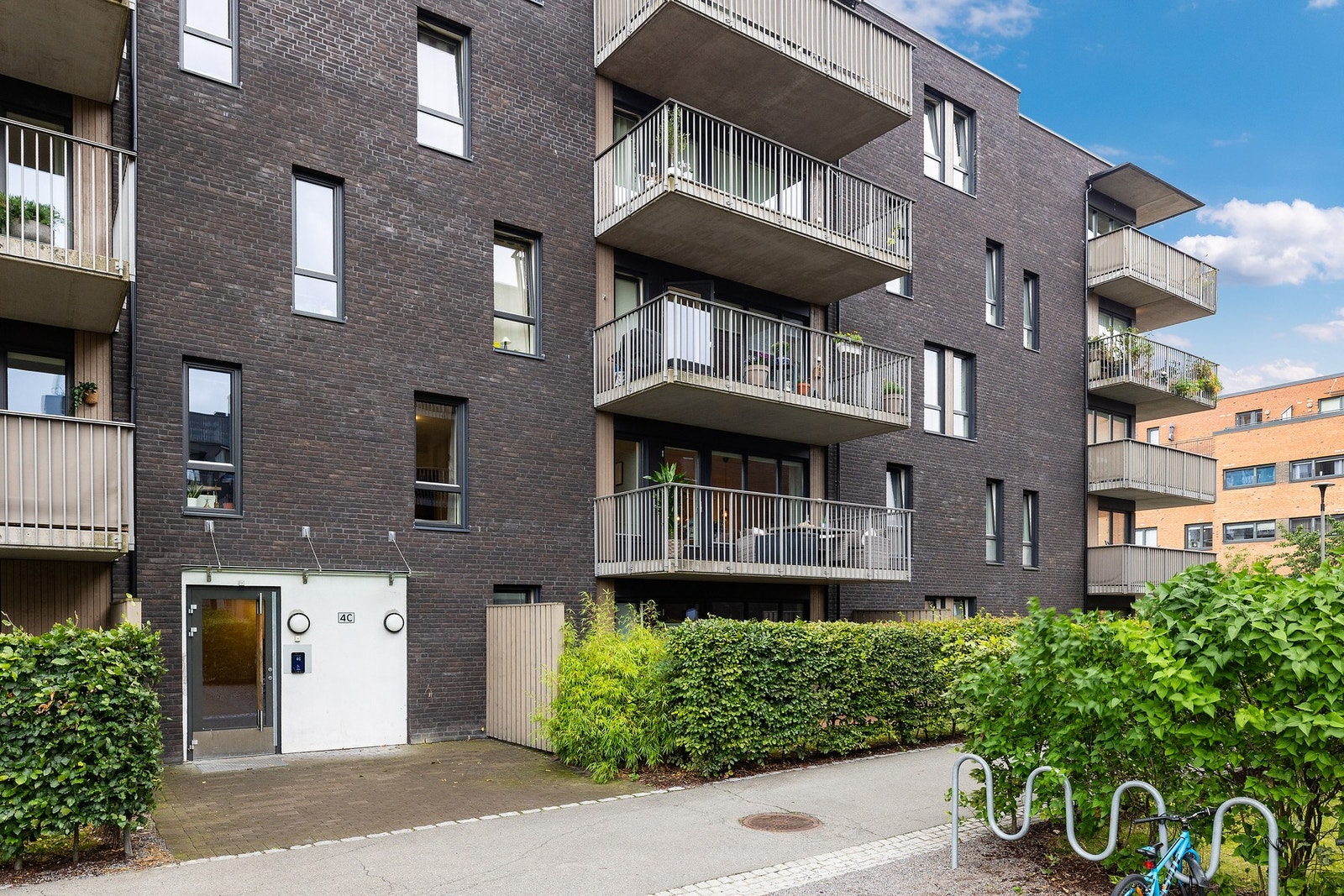 Fasade ved inngangsparti. Galleribilde