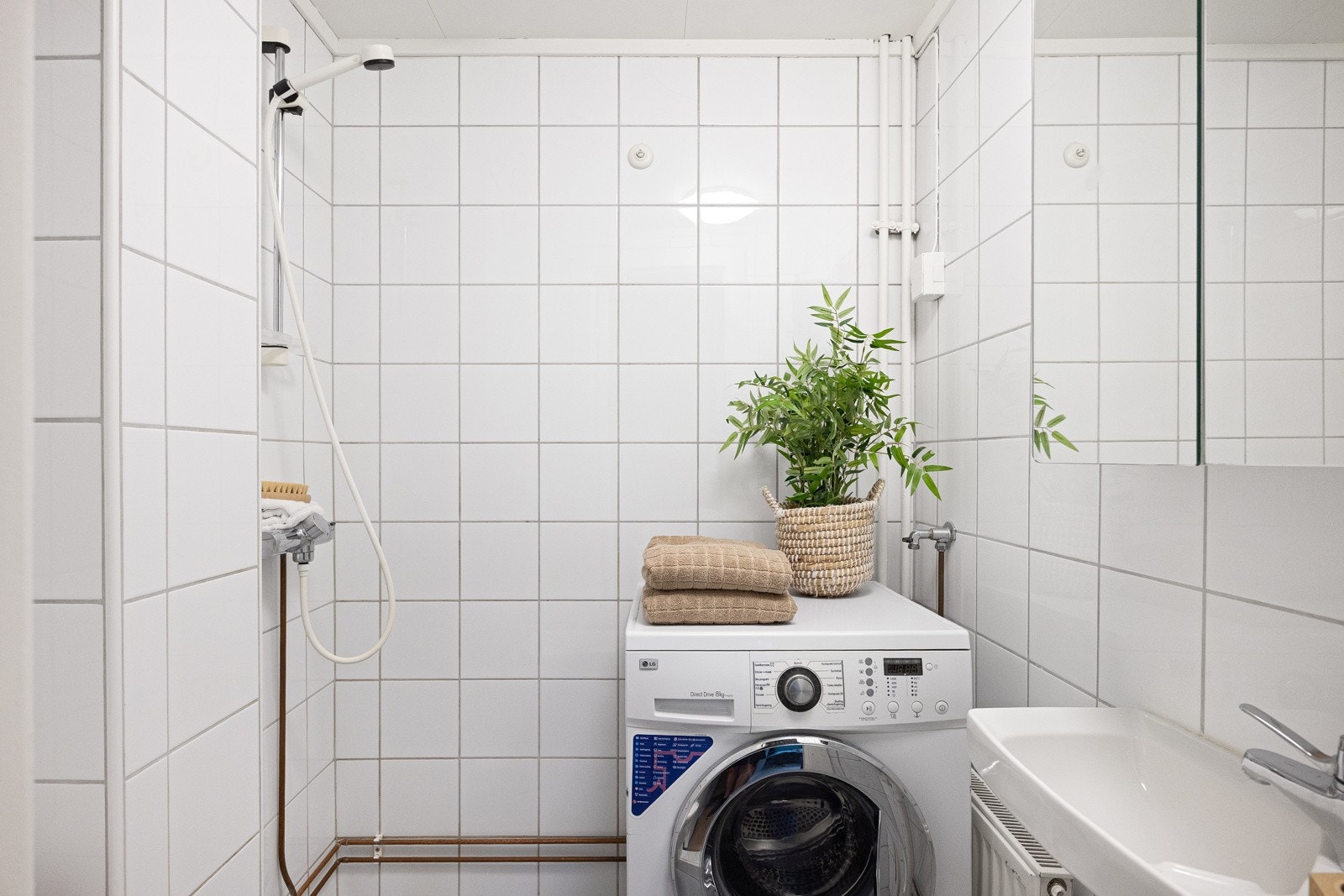 - Takstmann har gjennomført et overflatesøk med fuktindikator. Det ble ikke påvist indikasjoner som tyder på fuktskader - Galleribilde