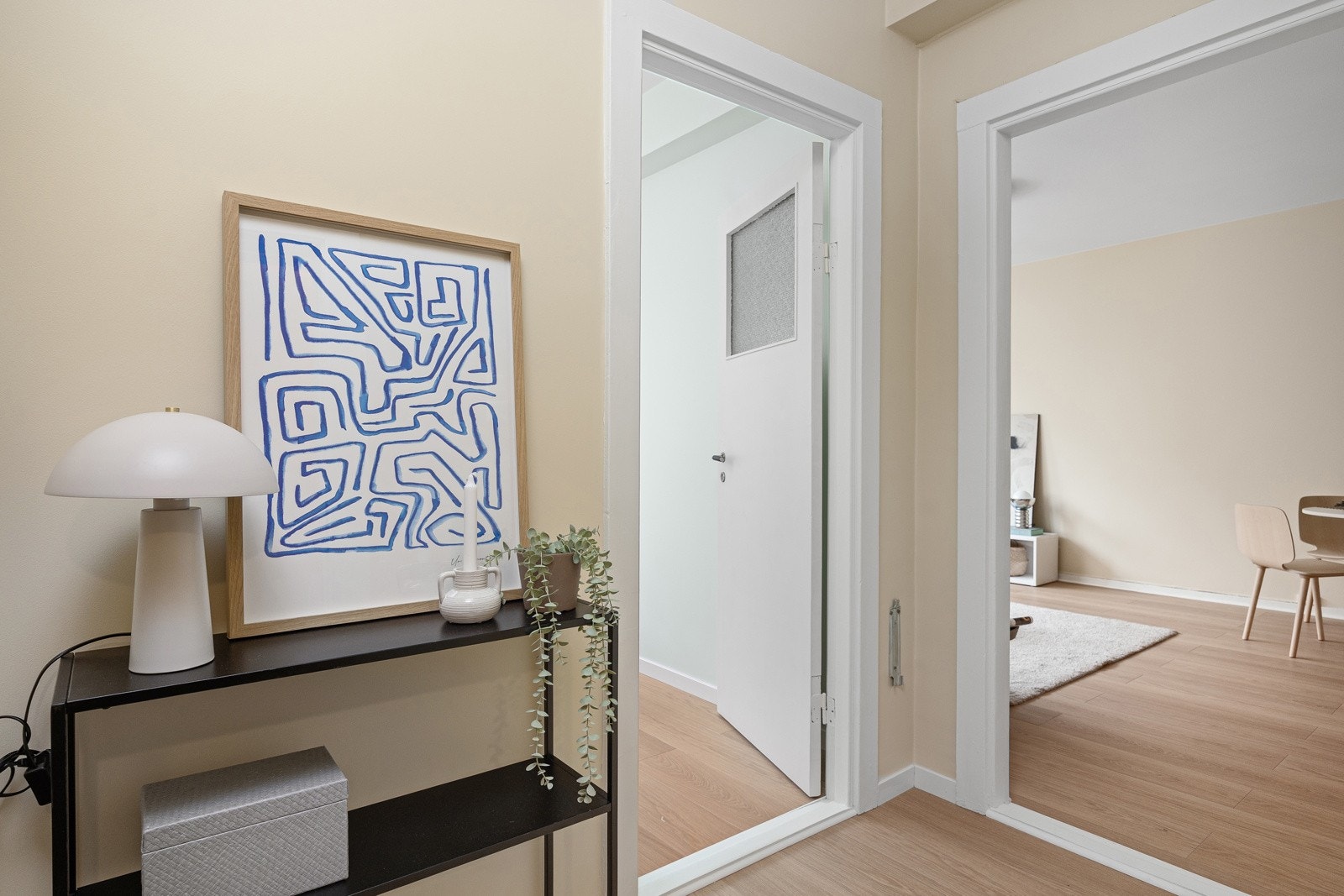 - Mellomgang mot soverom - Galleribilde