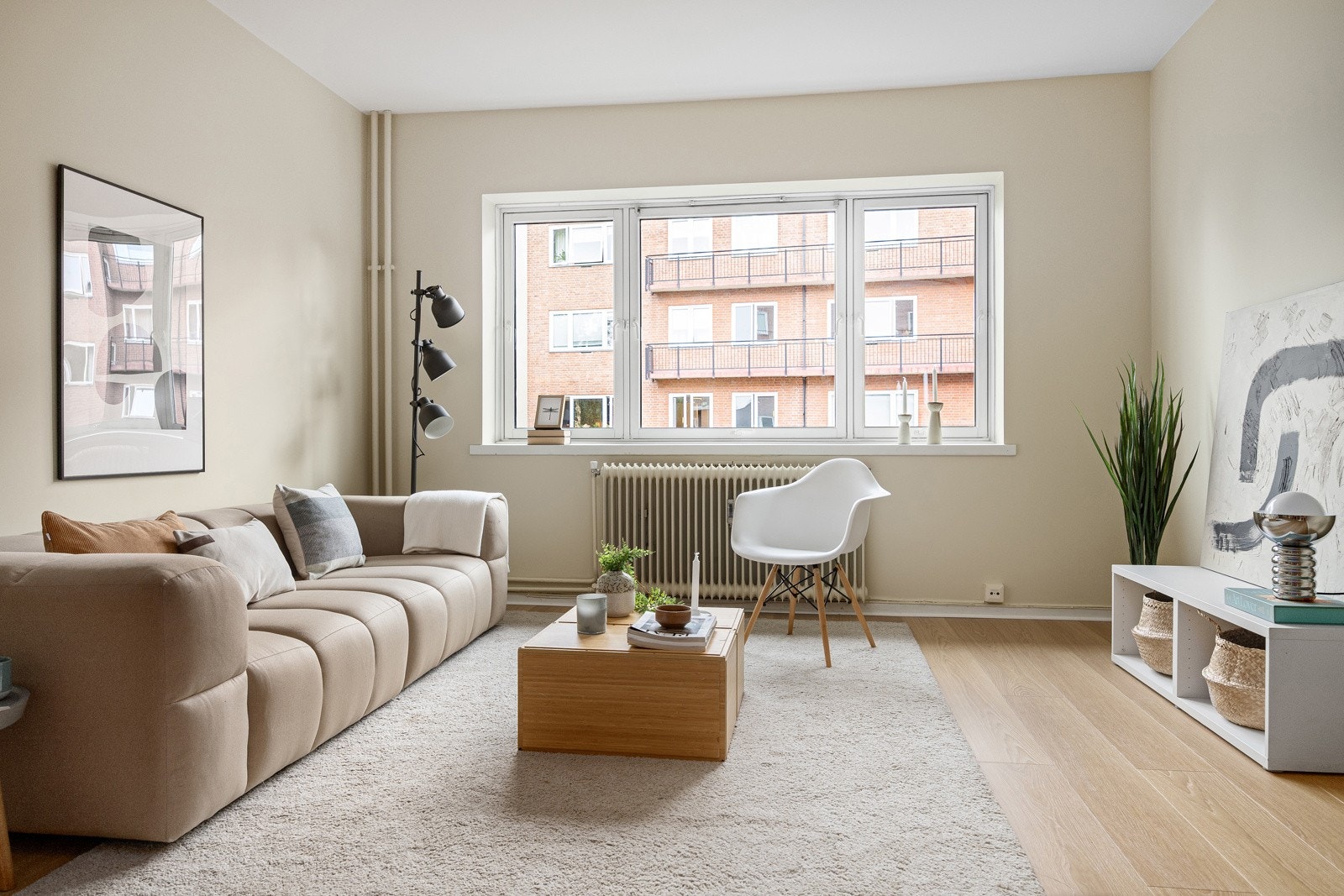 - Svært lys og tiltalende 2-roms selveierleilighet, perfekt beliggende i 3. etasje - Galleribilde