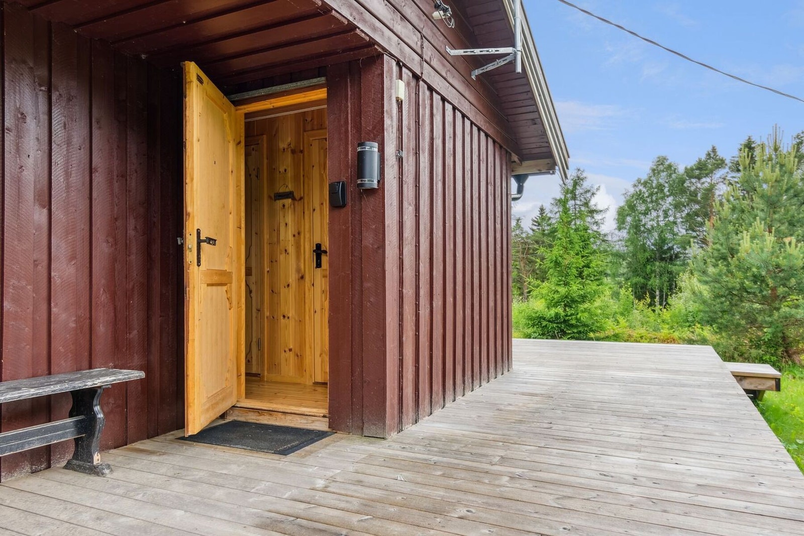 Overbygd inngangsparti. Galleribilde