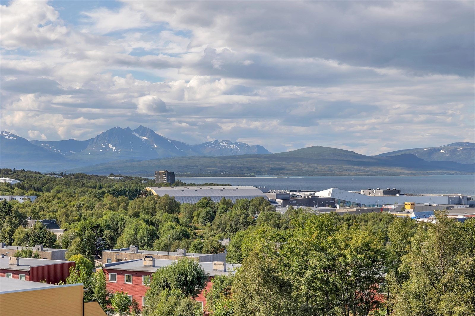 Nydelig utsikt mot Kvaløya Galleribilde