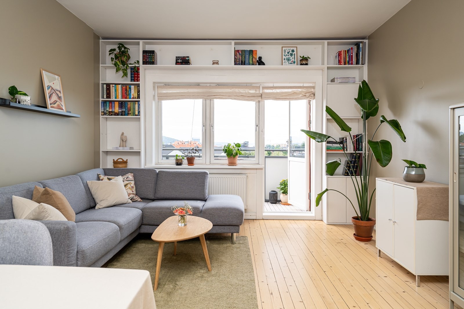 Velkommen til denne flotte toppleiligheten i Griffenfeldts gate 17B - presentert av Malene Sunde v/ EiendomsMegler1. Galleribilde