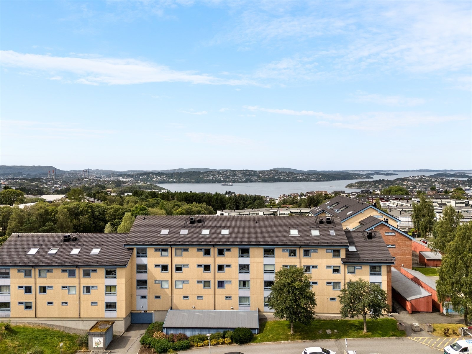 Velkommen til Olsvikåsen 37 presentert av Nicolas dos Santos v/Eiendomsmegler Norge! Galleribilde