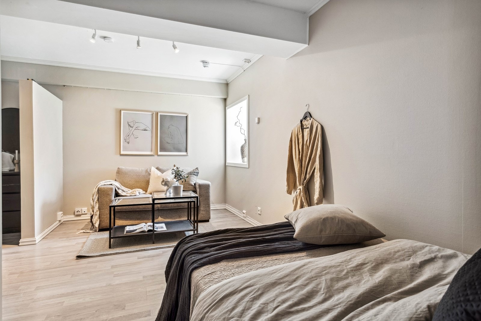 Fra hybeldel. Galleribilde