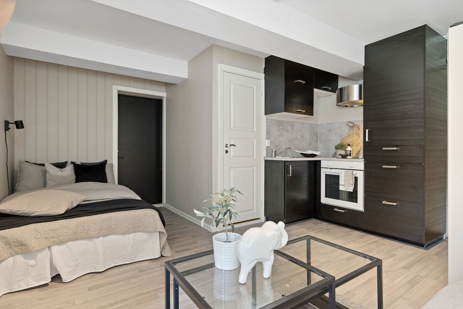 Hybeldelen har eget kjøkken og baderom. Galleribilde