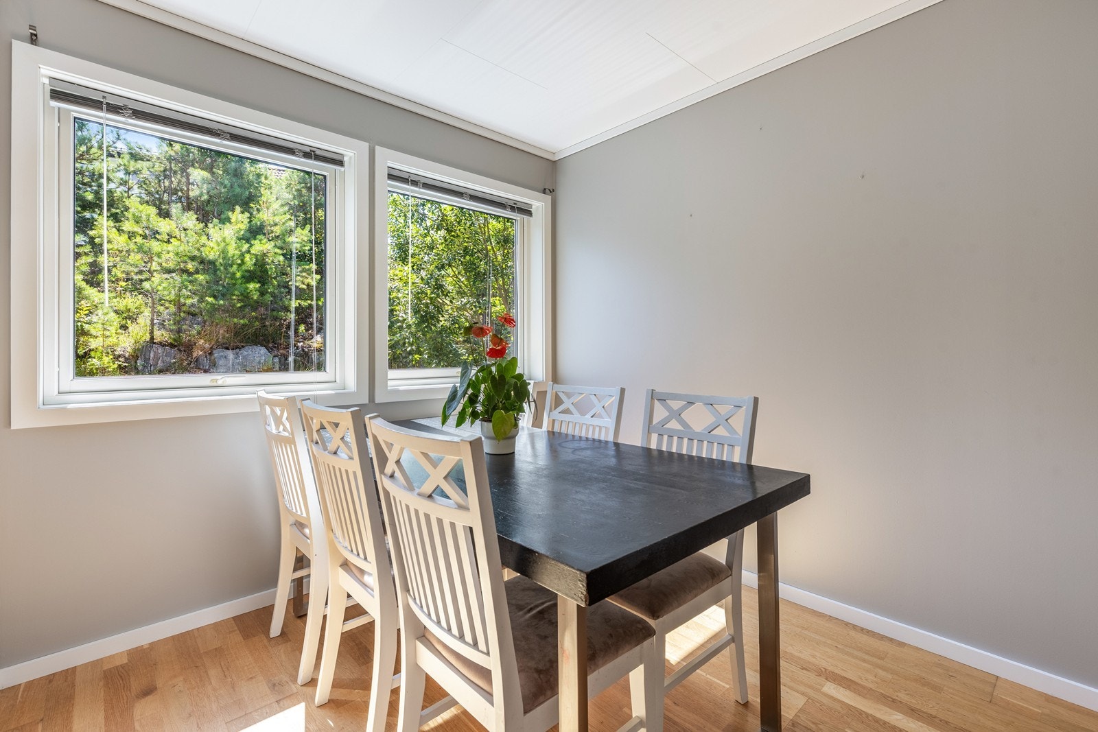 Spisestue. Galleribilde