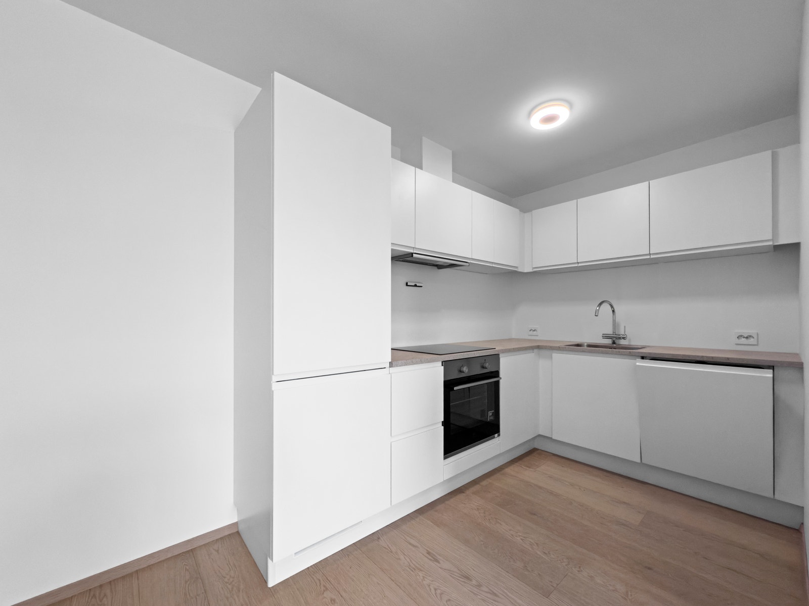 Kjøkken i vinkel Galleribilde