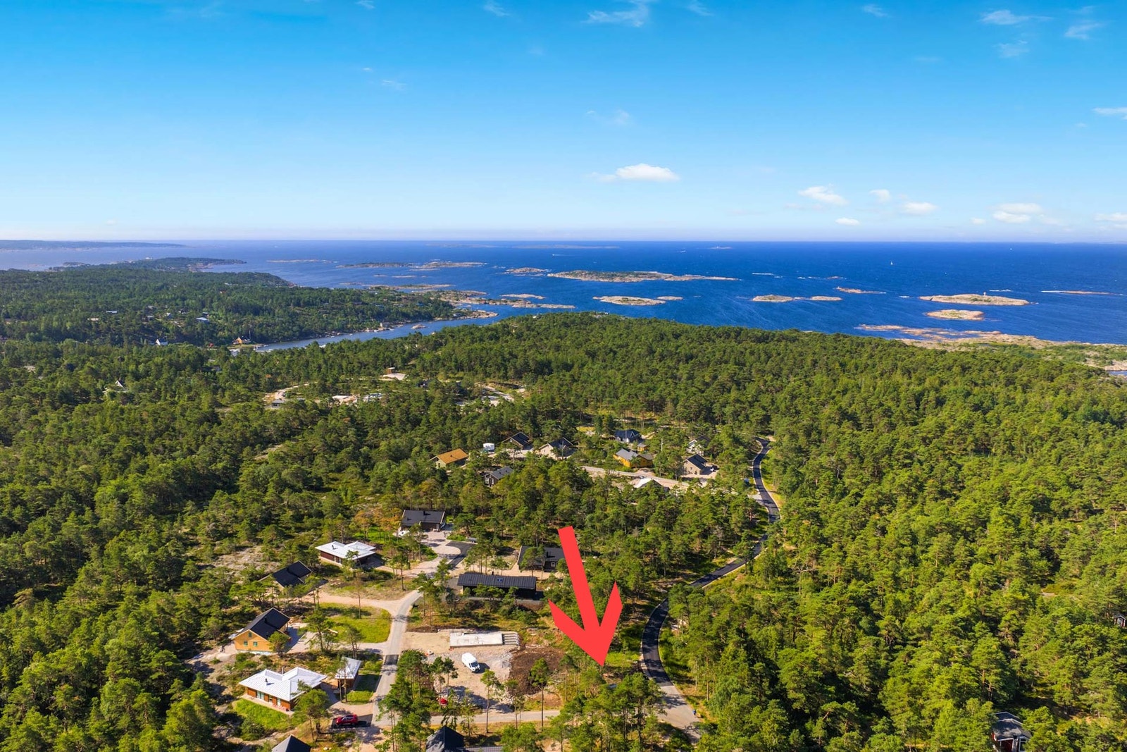 Dronefoto fra tomten / juli 2025 Galleribilde