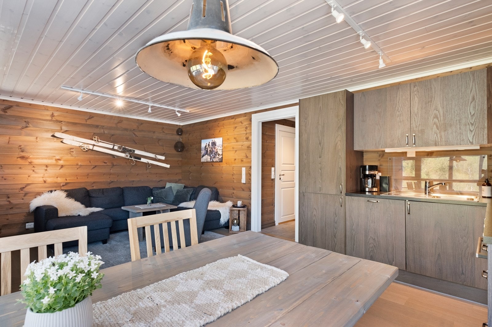 Resvegen 58A | Stue/kjøkken Galleribilde