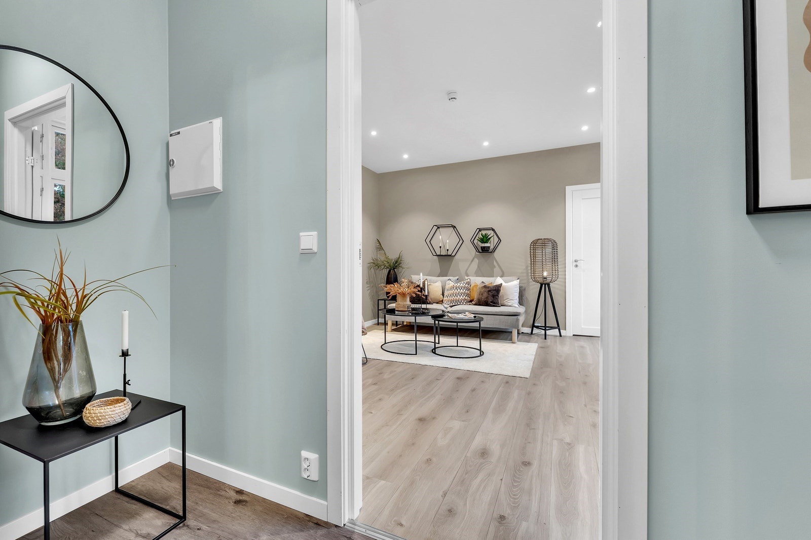 Velkommen inn til denne nyrenoverte lettstelte leiligheten! Galleribilde