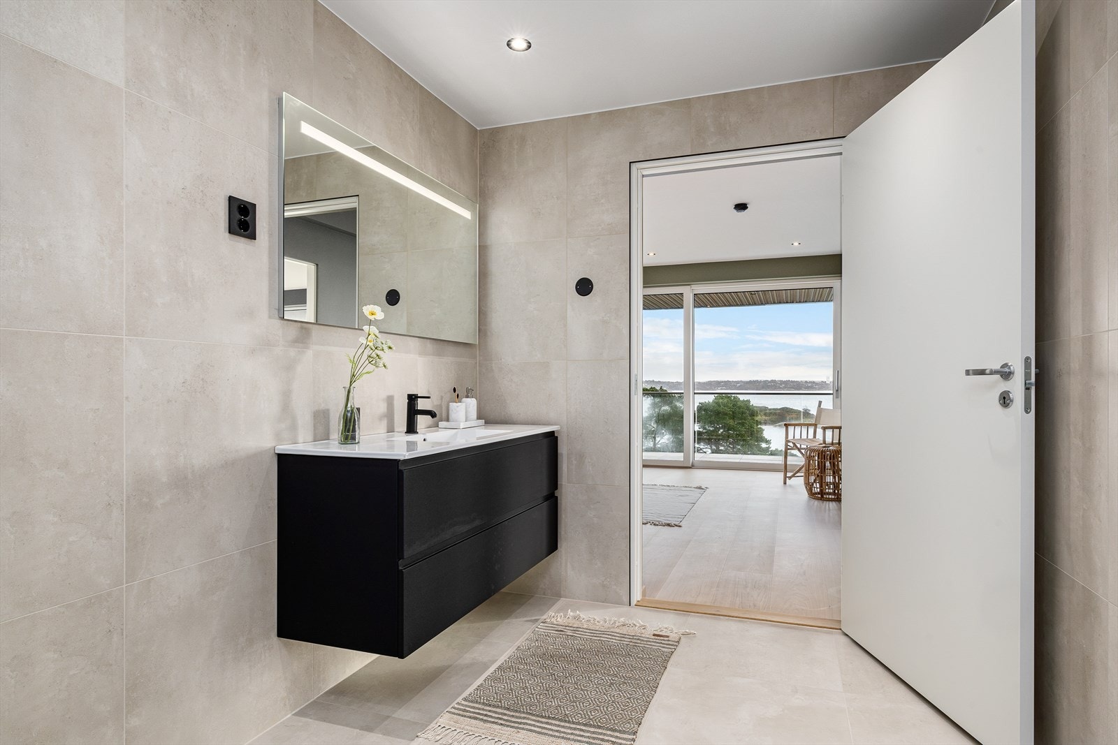 Badet i u. etg. Galleribilde