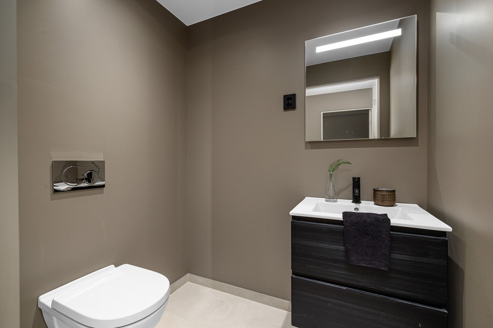 Toalettrommet i u. etg. Galleribilde