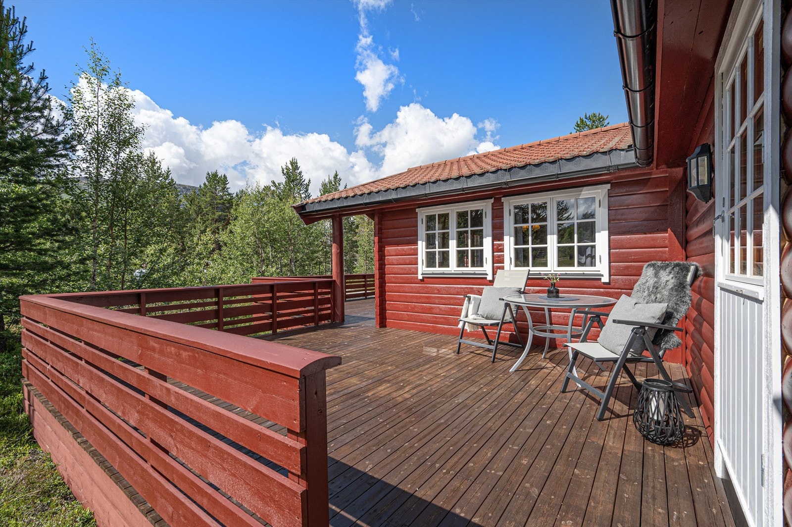 Terrassemed tilkomst til hage/terreng Galleribilde