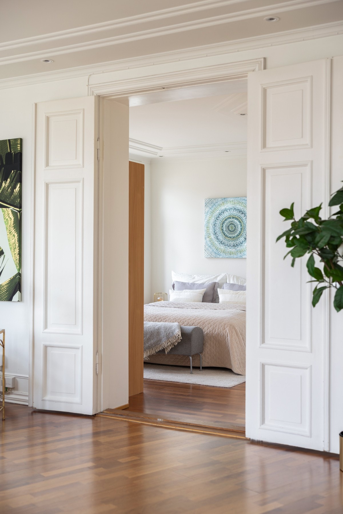 Vakre, originale fløydører. Galleribilde