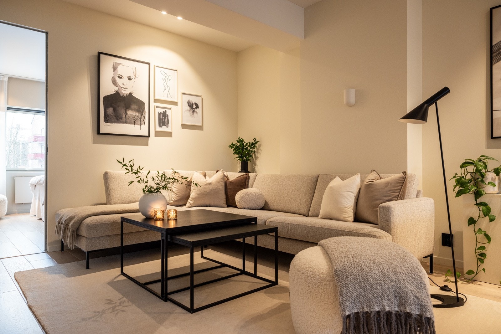 Lekker, gjennomgående 3-roms eierleilighet oppusset i 2019 Galleribilde