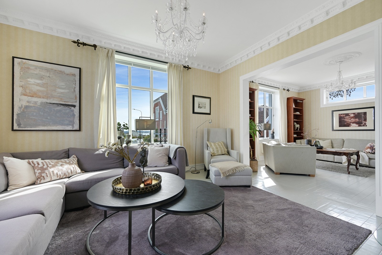 Her ser vi et oversiktsbilde av begge stuene Galleribilde